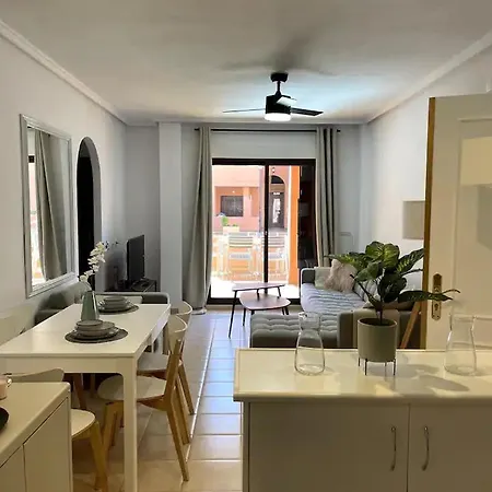 3-bedroom With Pool In Apartment *