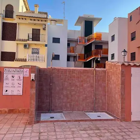 3-bedroom With Pool In Apartment