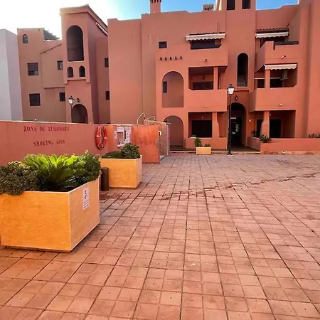 3-bedroom With Pool In Apartment Torrevieja